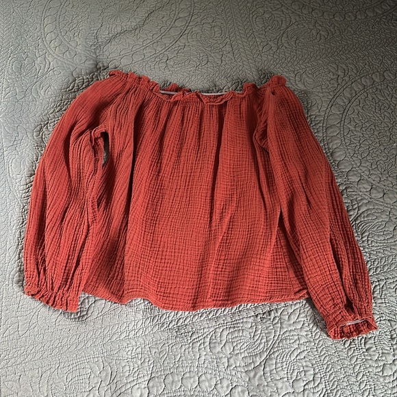 Off-the-Shoulder Top - Picture 2 of 2